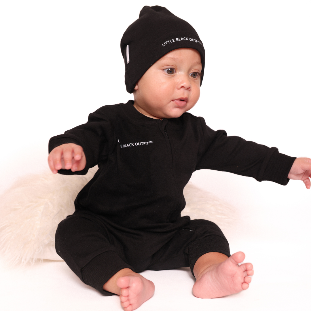 NEW Signature Collection Knot Tie Beanie Hat
